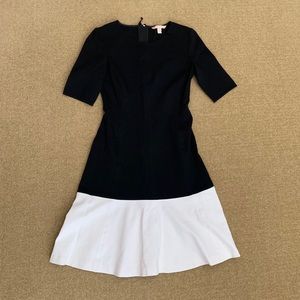 Awesome two tone fit & flare Banana Republic dress